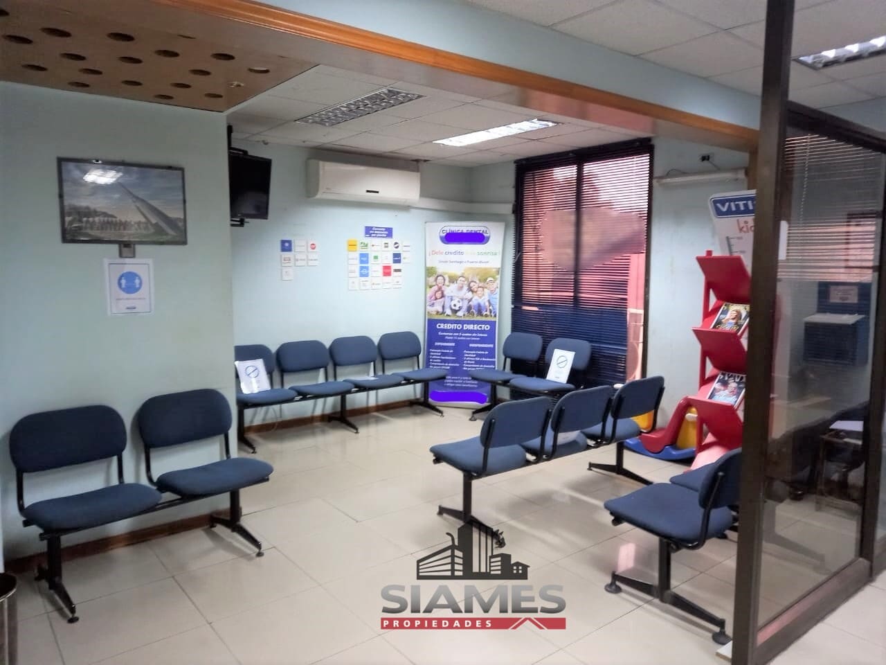 Venta clínica dental Santiago Centro estación L1 Santa Lucia